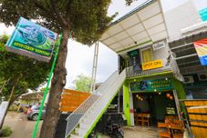 Exterior SPOT ON 2332 D'green Homestay