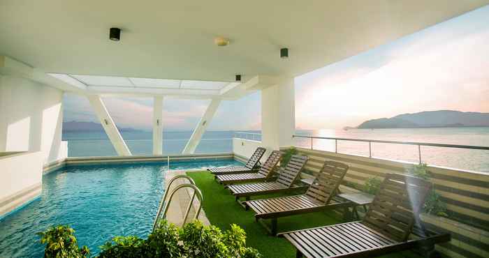 Swimming Pool Dendro Hotel Nha Trang