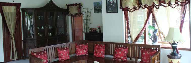 Lobi Marry Ind Guest House Gunung Kawi Malang