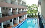 Swimming Pool 7 Grand Batu Inn Hotel