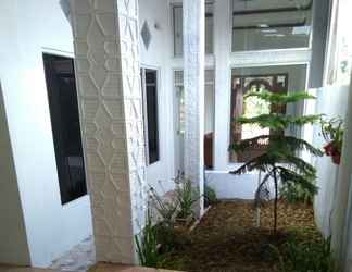 ล็อบบี้ 2 5 Bedrooms at Villa Kemuning 