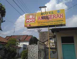 Exterior 2 Simple Room at Anugerah Tegal 