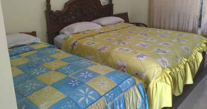 Bilik Tidur Simple Room at Anugerah Tegal 