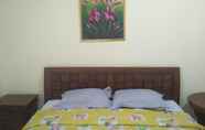 ห้องนอน 2 Simple Room at Anugerah Tegal 