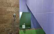 Toilet Kamar 3 Villa EVERGREEN by Anis - Three Bedroom