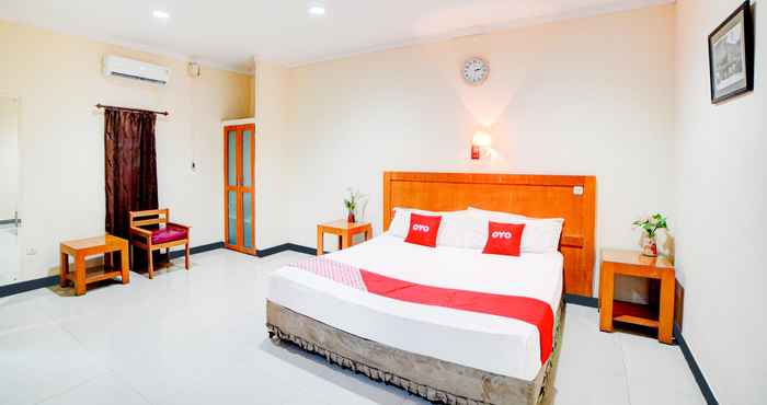 Kamar Tidur OYO 91141 Cherry Garden Hotel