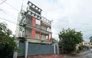 Exterior 3 RedDoorz Plus @ Bienvenido Boarding House Las Pinas Weekly Stay