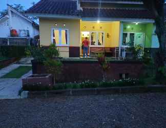 Luar Bangunan 2 Villa Sasky Ciater