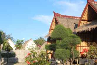 Exterior 4 Sunset Bungalow