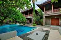 Lobi Taman Suci Suite & Villa