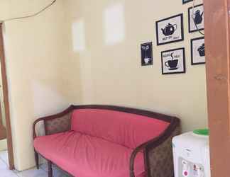 Common Space 2 Friendly Room at Garser Homestay