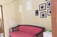 Common Space Friendly Room at Garser Homestay