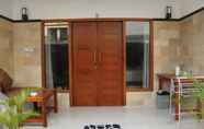 Luar Bangunan 6 Rangga Homestay