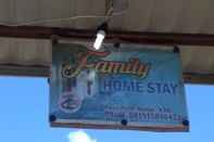 Exterior Family Homestay Maluk