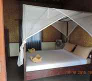 Kamar Tidur 2 Yaya Bungalows