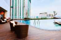 Kolam Renang Superb Apartment - RiverGate Residence