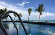 Kolam Renang 7 Khanom Sunrise Beachfront Hotel