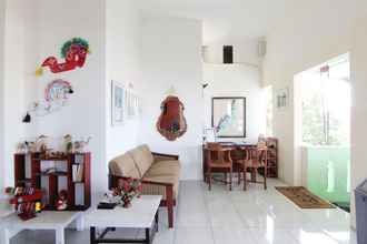 Sảnh chờ 4 Tiga Dua Homestay