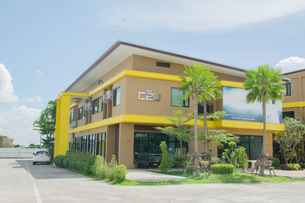 C2U Hotel Uthai Thani, Rp 347.279