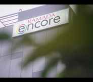 Exterior 6 Ramada Encore Makati
