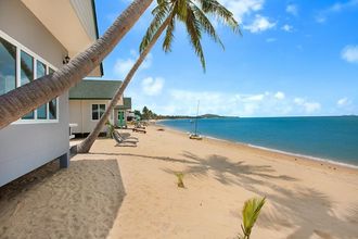 ภายนอกอาคาร 4 The Moonrakers