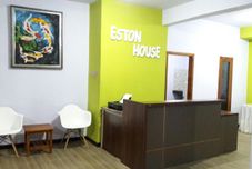 Lobby Eston House Syariah