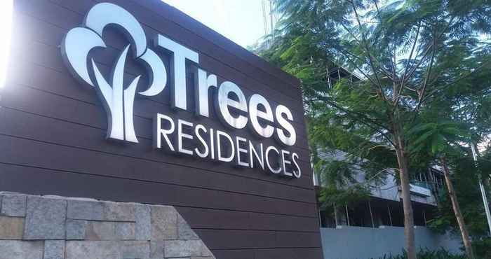 Exterior Trees Residences by Sandy