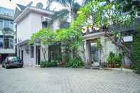 Exterior Kemang Suites