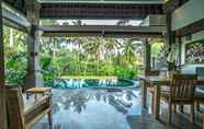 Swimming Pool 4 Villa Kirani Ubud