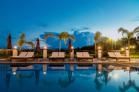 Swimming Pool The Mansion