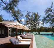 Swimming Pool 3 Cape Fahn Hotel Samui