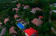 Bangunan 7 Marqis Sunrise Sunset Resort & Spa