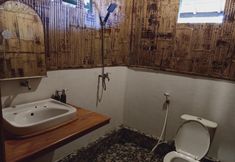 Toilet Kamar 3 Sunari Beach Resort Selayar