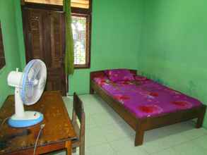 Bedroom 4 Penginapan Damai