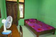 Bedroom Penginapan Damai