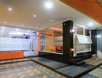 Lobby 2 Orange Syariah Pandeglang