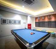 Entertainment Facility 6 PALM PARK Hotel Surabaya