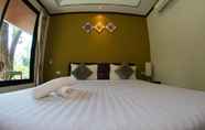Bedroom 7 Seahorse Resort & Nice and Easy