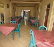 Bar, Cafe and Lounge 4 Hotel Ranaka