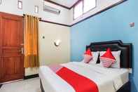 Kamar Tidur OYO 3892 Athaya Guesthouse Syariah