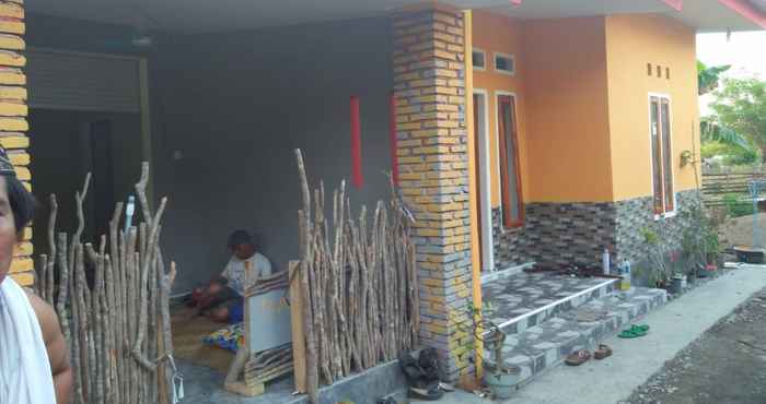 Bangunan Banana Homestay