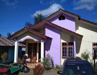 Exterior 2 Queen Homestay Bajawa