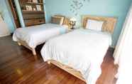 Kamar Tidur 3 Joaquin's Bed and Breakfast