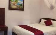 Kamar Tidur 6 White Horse Hotel