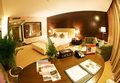 Phòng ngủ 5 Aurora Hotel Plaza
