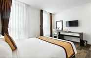 Kamar Tidur 2 J&B Hotel and Apartments - The Water Front