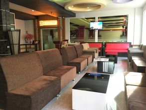 ロビー 4 G9 Hotel Danok