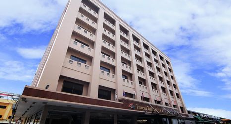 外部的 2 Oliver Hotel Danok