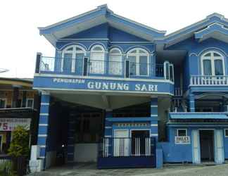 Bên ngoài 2 Gunung Sari Homestay