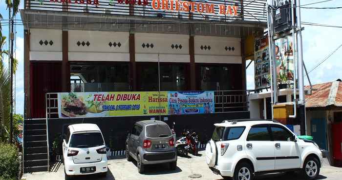 Luar Bangunan Hotel Oriestom Bay